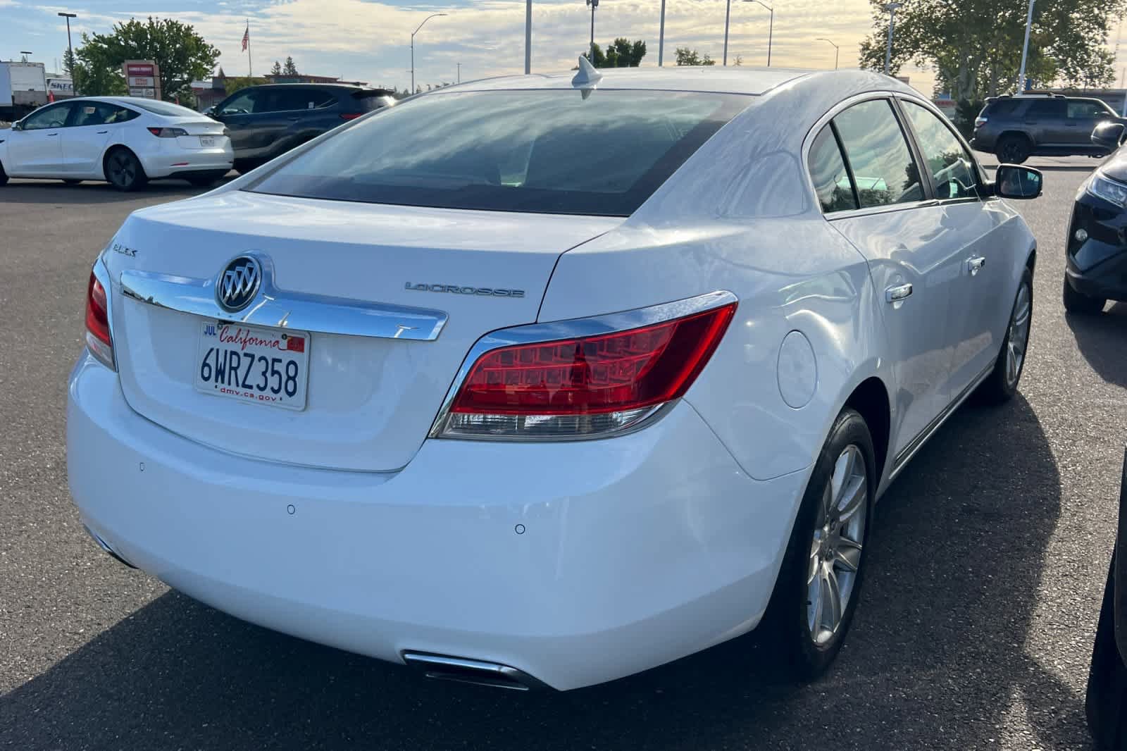 Used 2013 Buick LaCrosse Leather FWD image 4