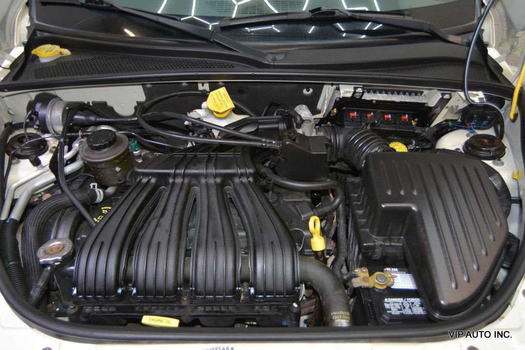 Used 2006 Chrysler PT Cruiser Touring image 32