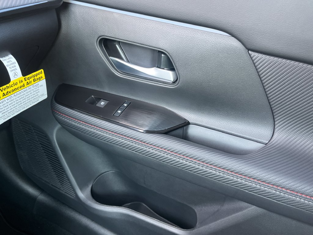 New 2027 Nissan Kicks SR w/ SR Premium Package FWD image 47