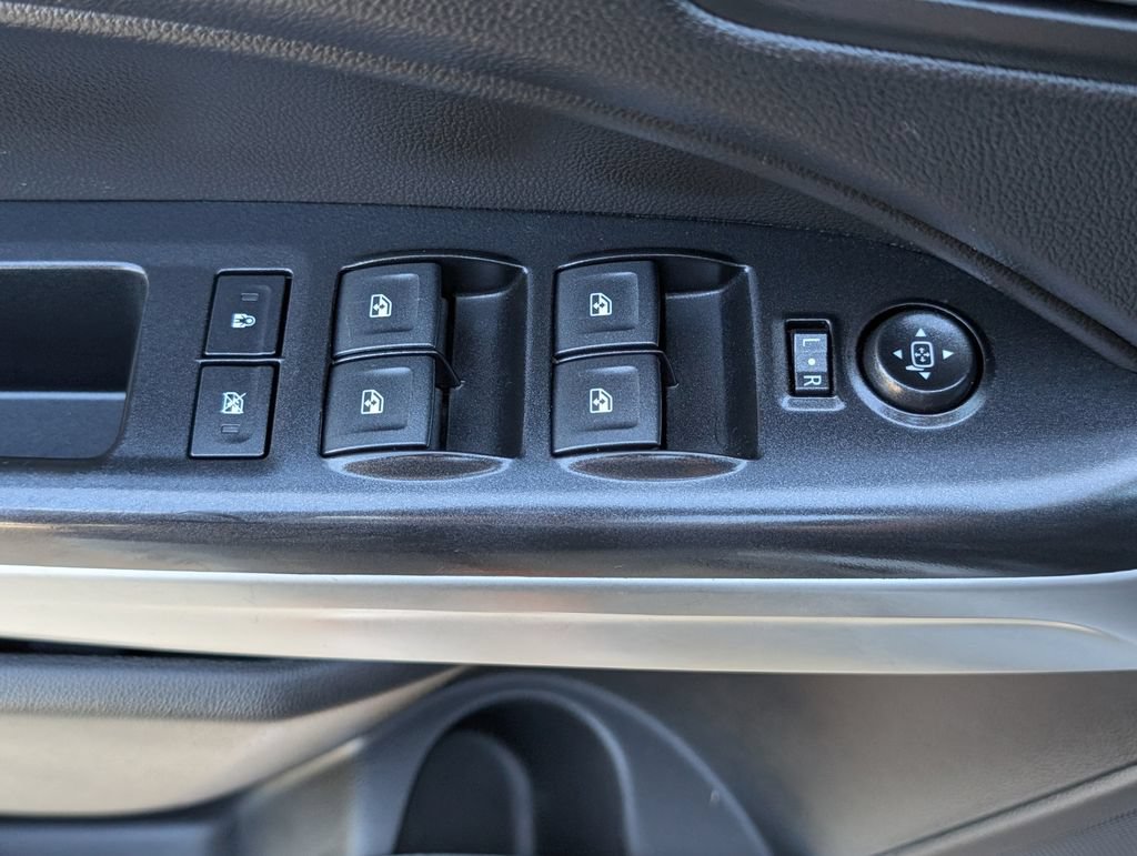 Certified 2018 Chevrolet Colorado ZR2 w/ ZR2 Dusk Special Edition AWD/4WD image 15