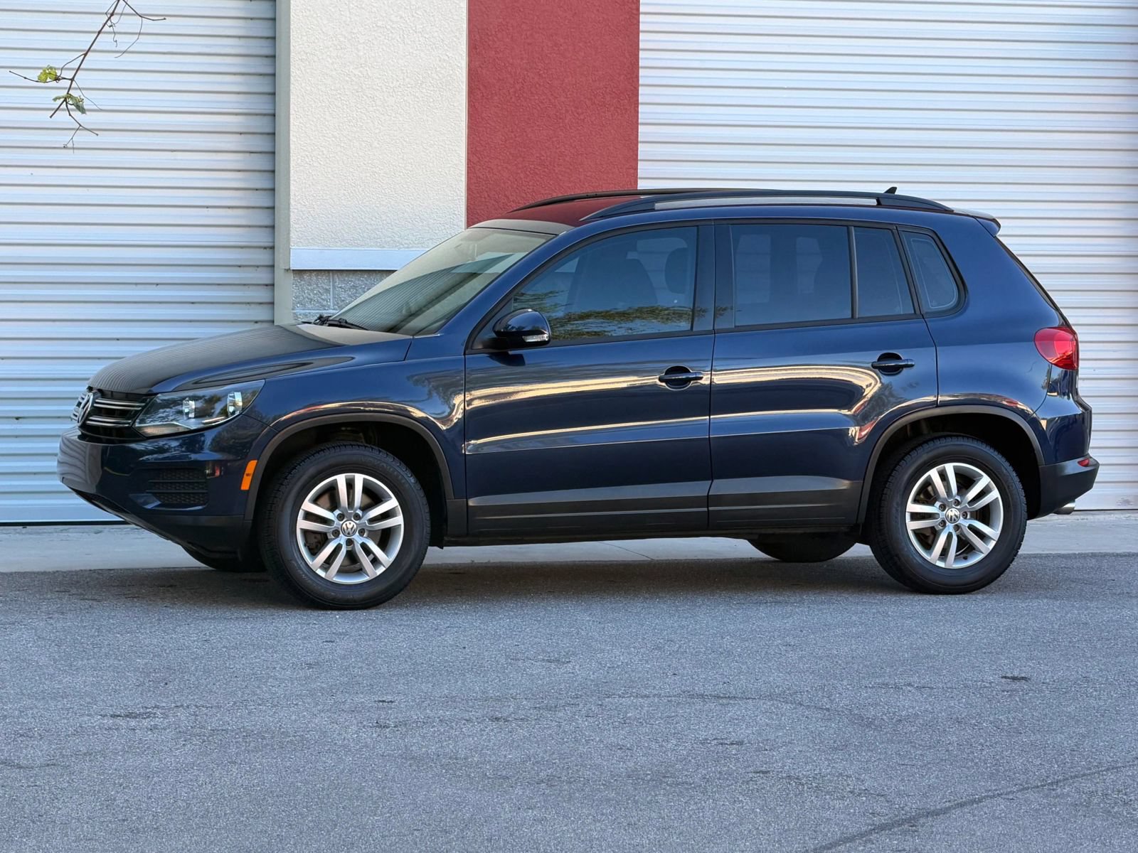 Used 2015 Volkswagen Tiguan S FWD image 13