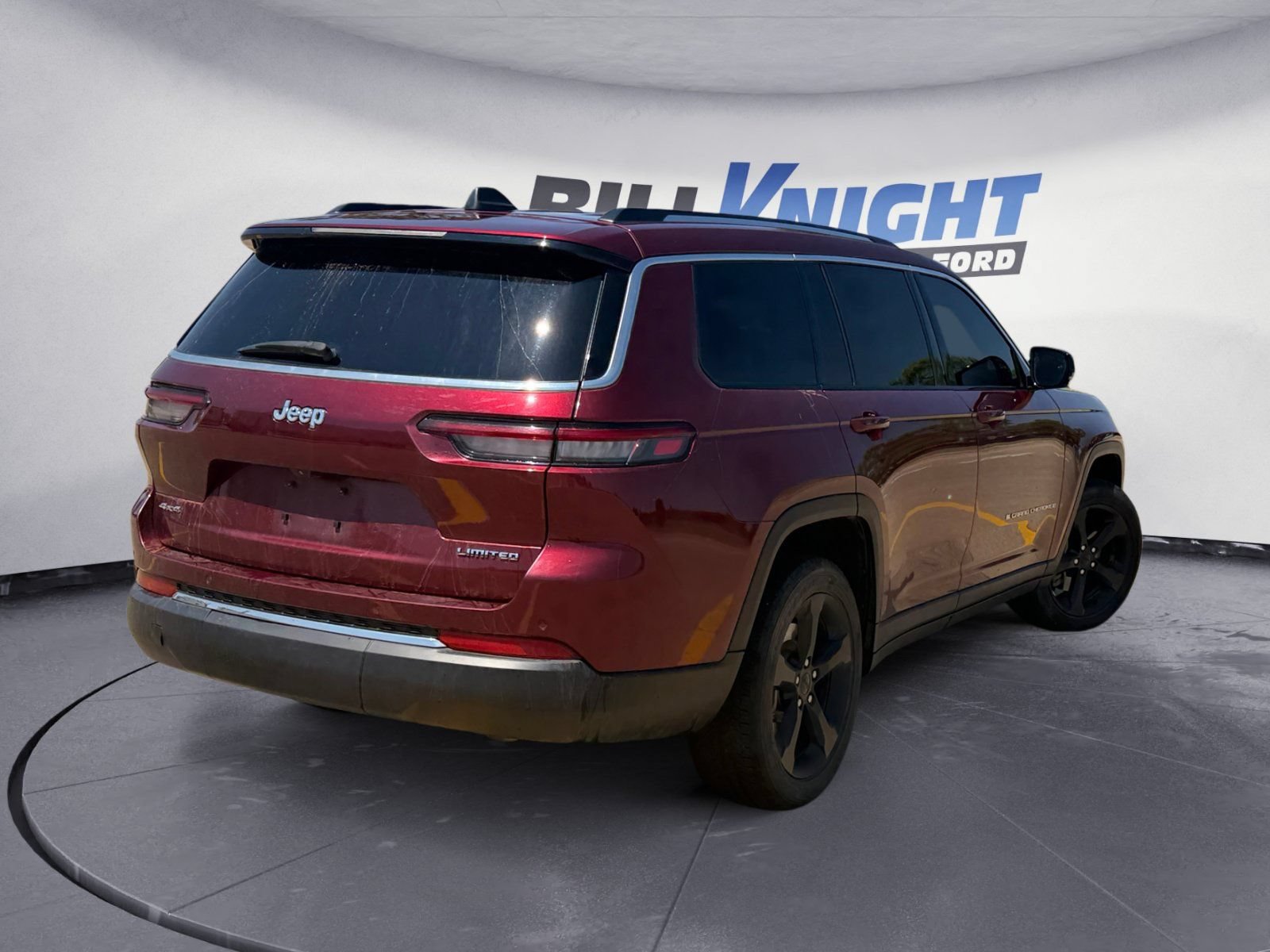 Used 2024 Jeep Grand Cherokee L Limited AWD/4WD image 5