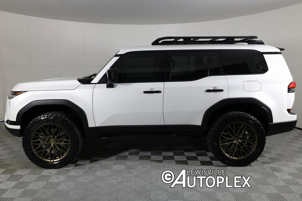 Used 2024 Lexus GX 550 image 8