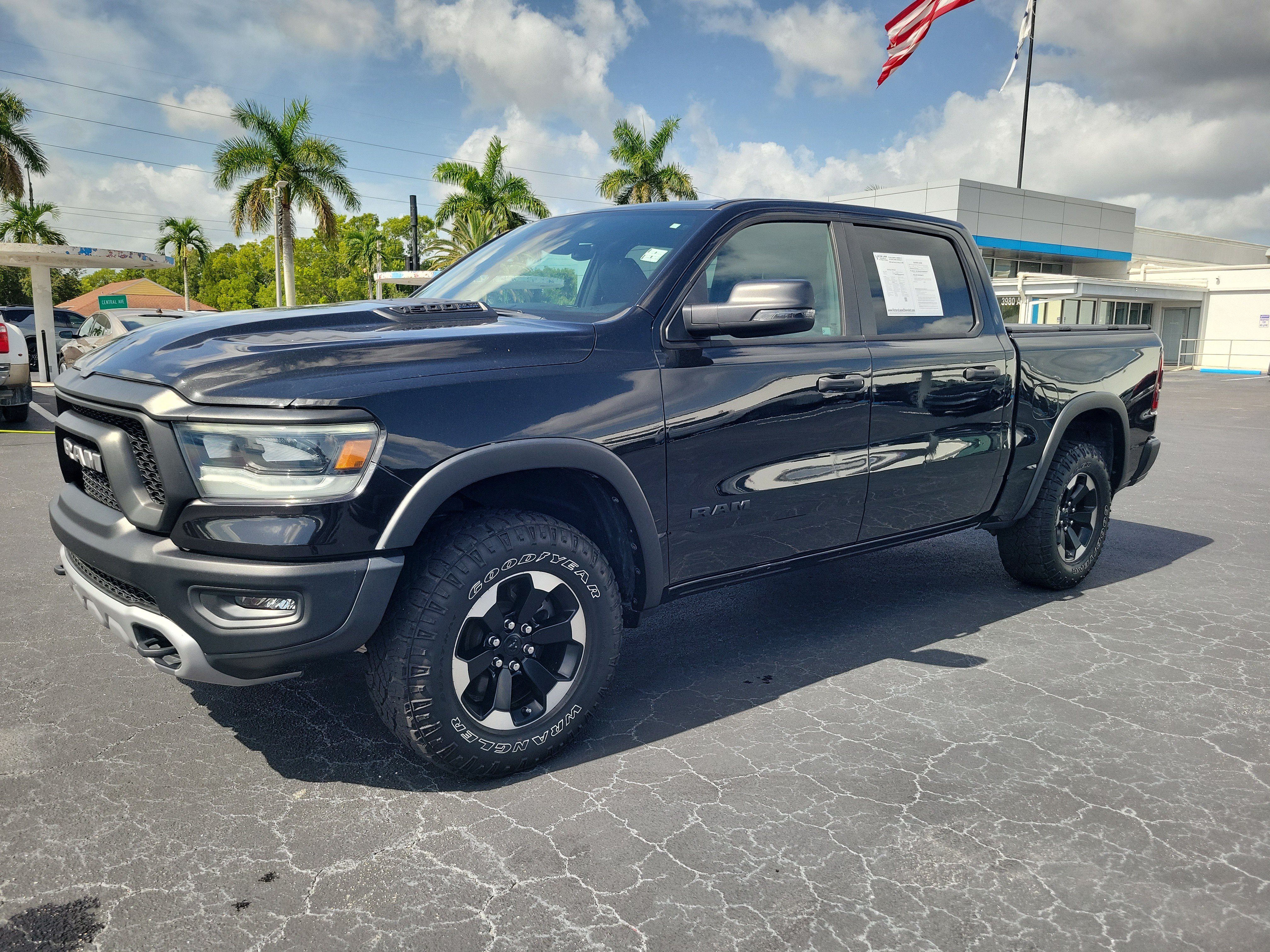 Used 2024 RAM 1500 Rebel w/ Rebel Level 1 Equipment Group AWD/4WD image 2