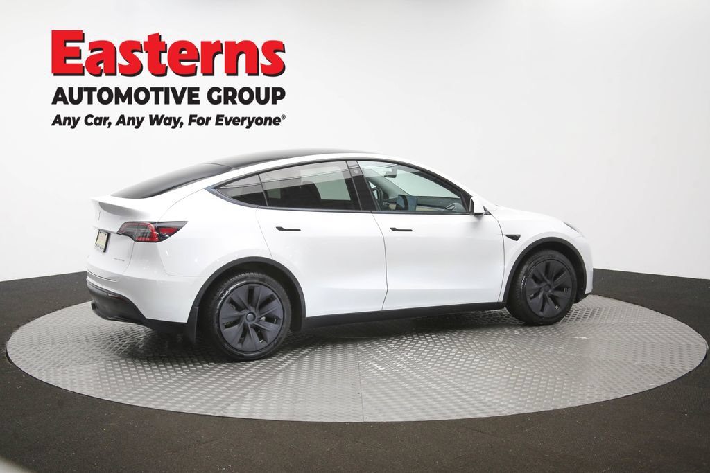 Used 2021 Tesla Model Y Long Range AWD/4WD image 38