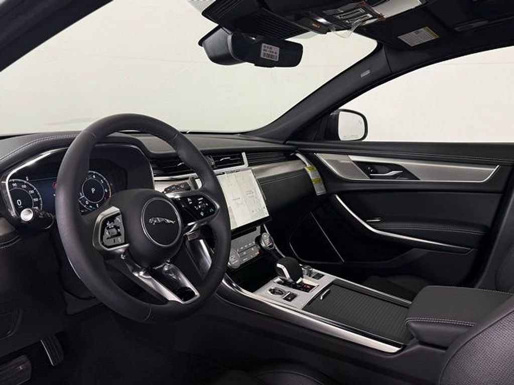 New 2024 Jaguar XF R-Dynamic SE AWD/4WD image 5
