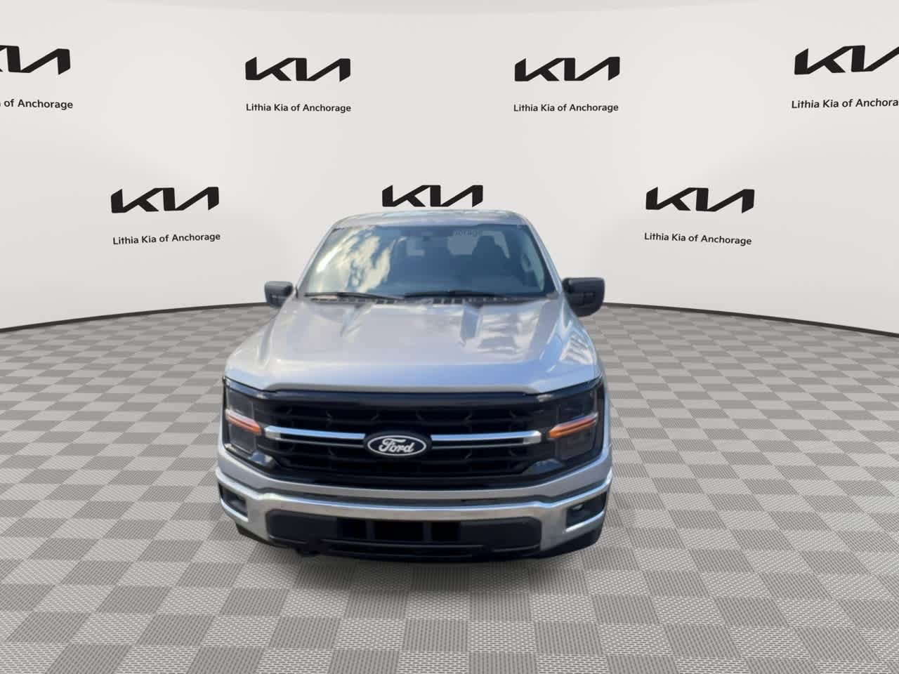 Used 2024 Ford F150 XLT w/ Tow/Haul Package AWD/4WD image 3