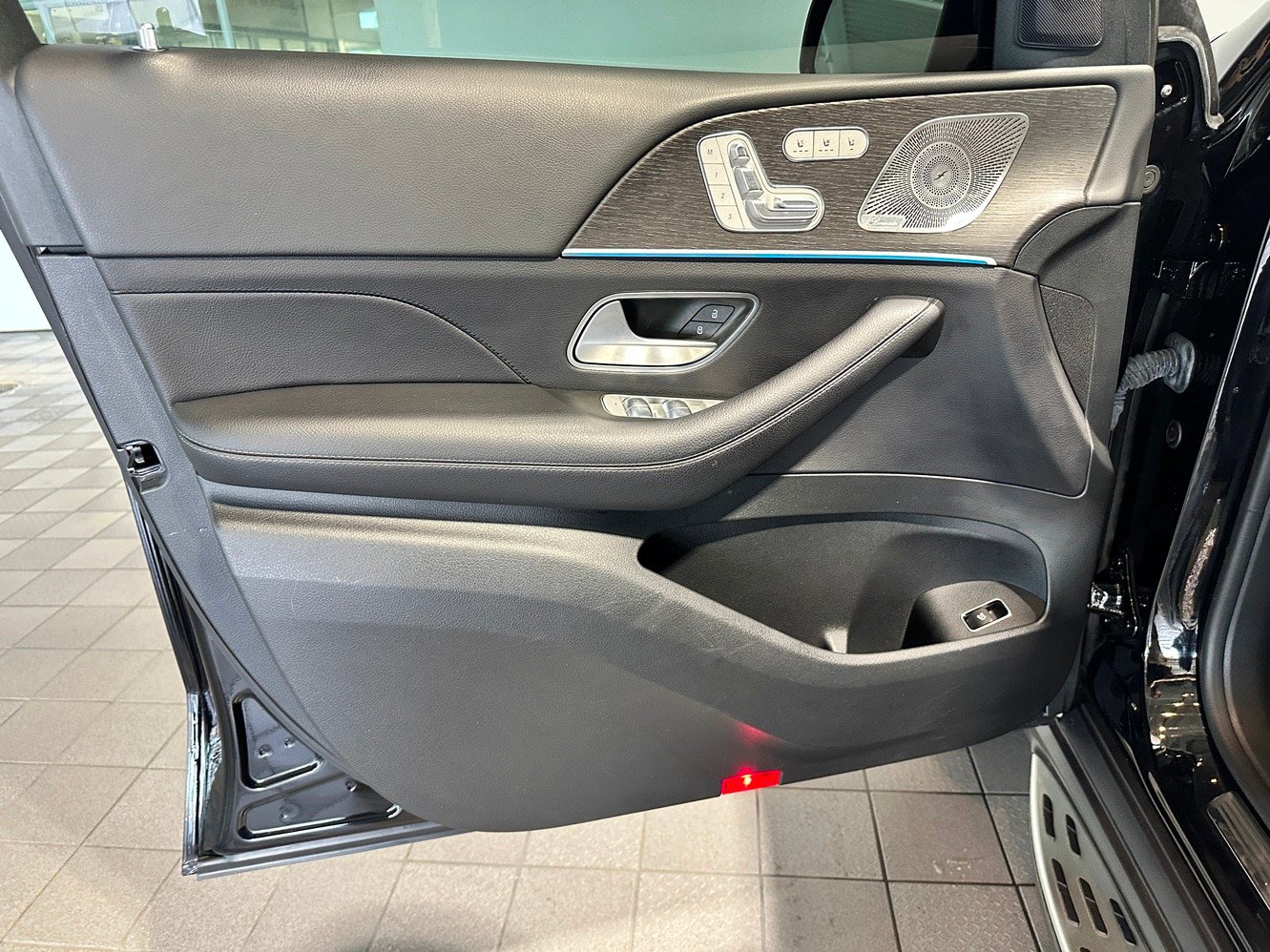 Certified 2023 Mercedes-Benz GLS 450 4MATIC image 11