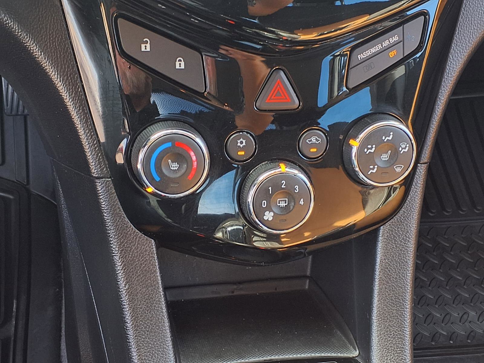 Used 2014 Chevrolet Sonic LTZ w/ Dusk Package image 8