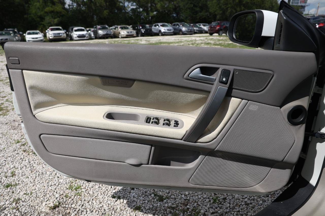 Used 2008 Volvo C70 T5 FWD image 40