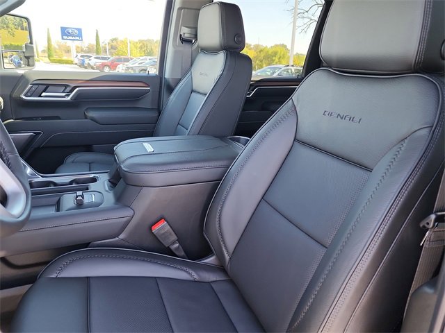 New 2026 GMC Sierra 3500 Denali w/ Denali Reserve Package image 18