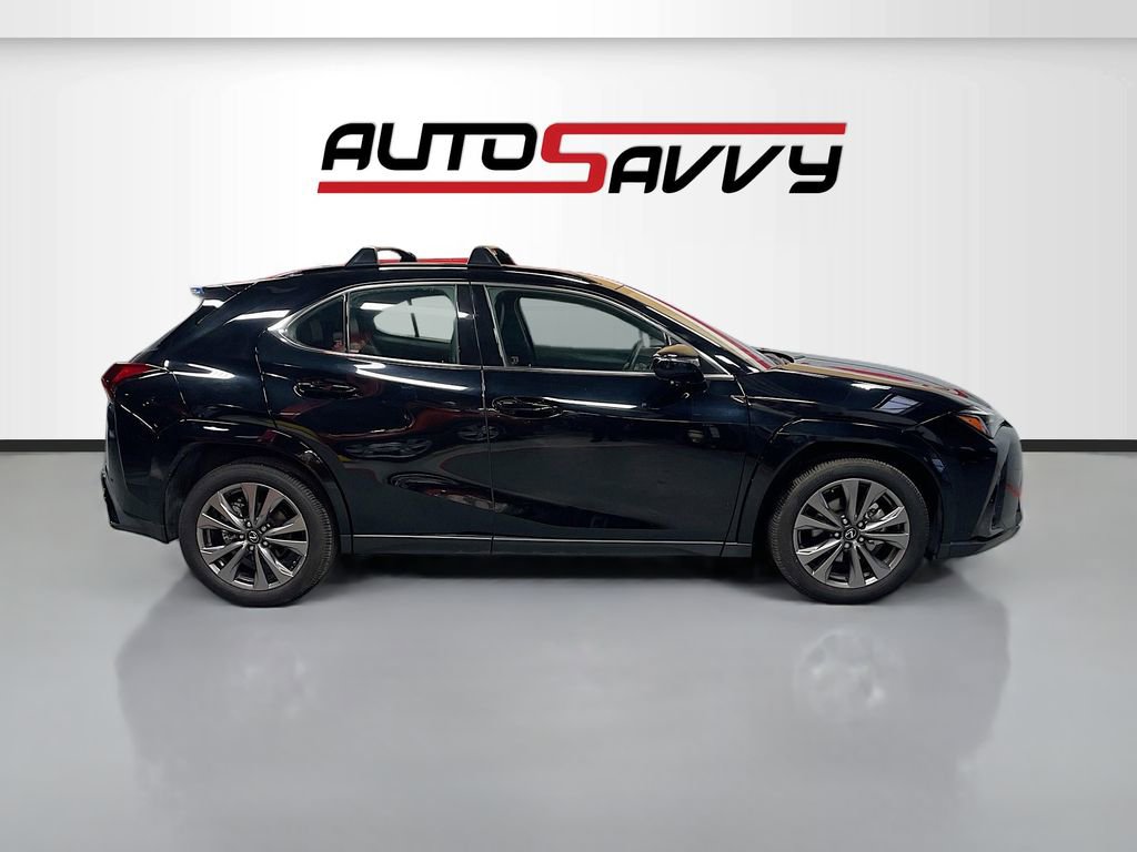 Used 2025 Lexus UX 300h AWD w/ Accessory Package (Z1) image 8