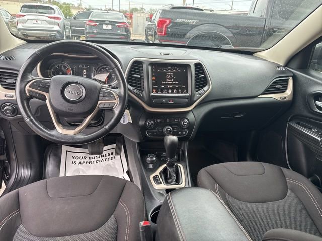 Used 2016 Jeep Cherokee 75th Anniversary image 15