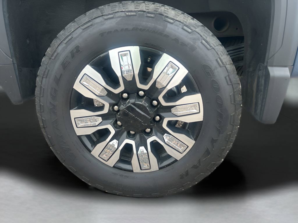 Used 2024 GMC Sierra 2500 Denali w/ Technology Package image 13
