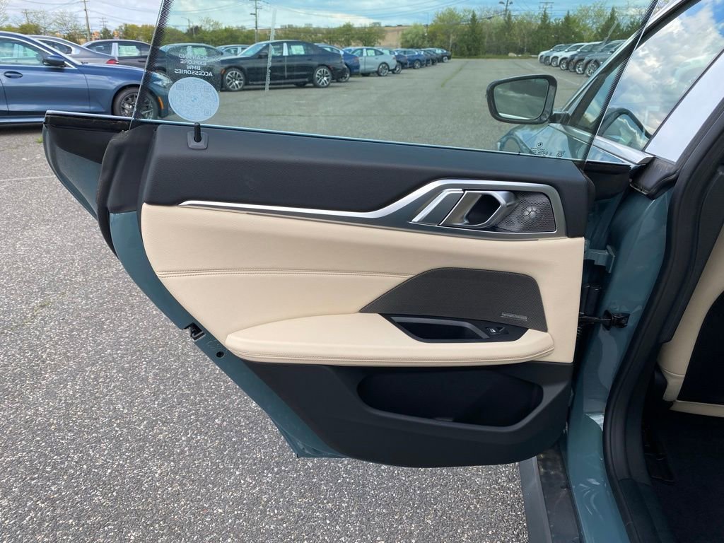 New 2026 BMW i4 xDrive40i AWD/4WD image 6
