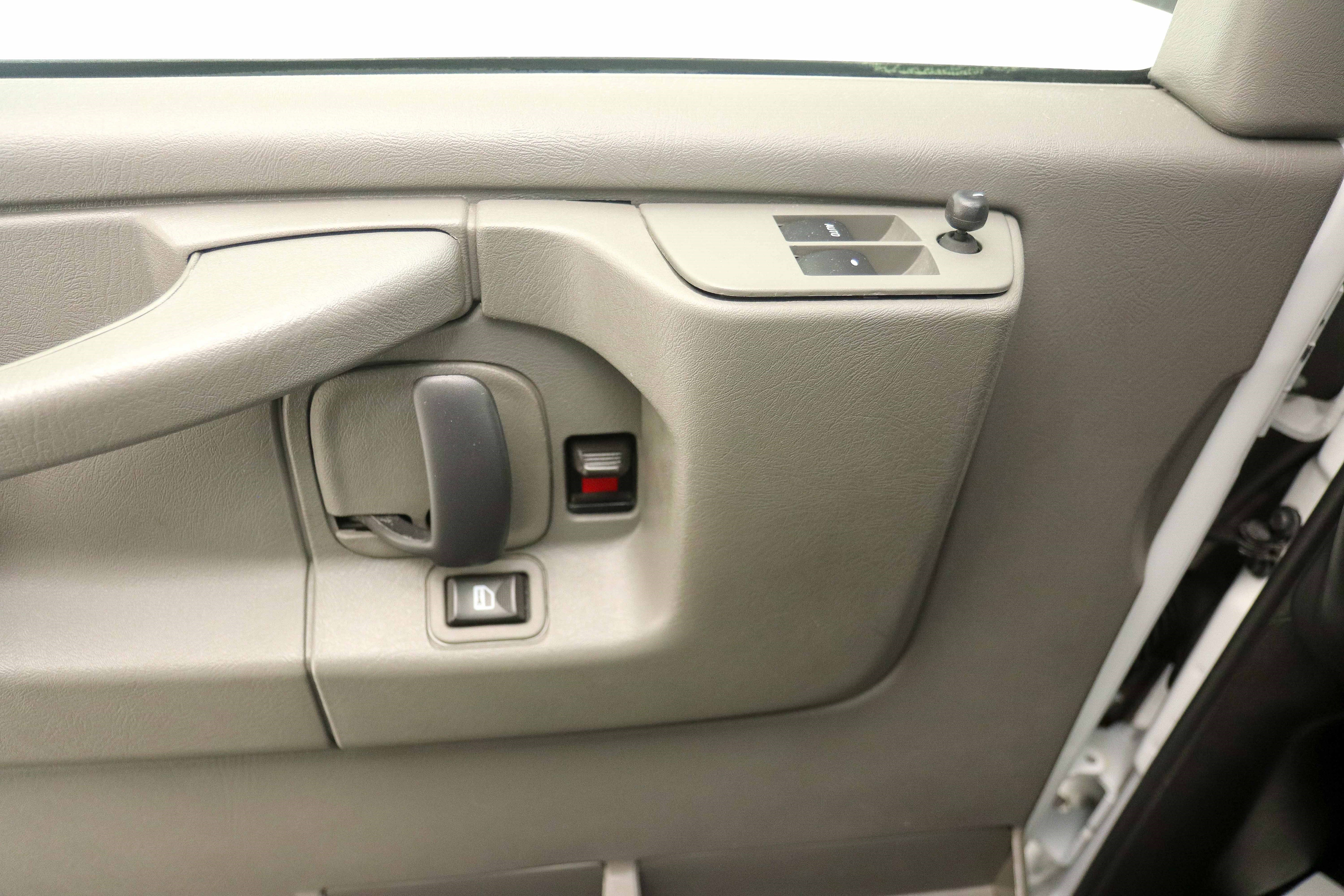 Used 2014 Chevrolet Express 1500 LT w/ LT Preferred Equipment Group image 23