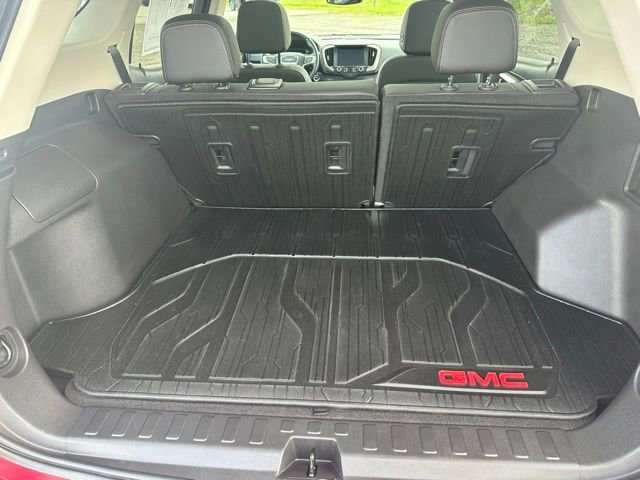 Used 2023 GMC Terrain Denali w/ LPO, Floor Liner Package AWD/4WD image 31