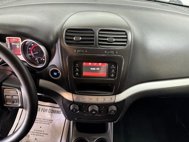 Used 2017 Dodge Journey SE image 26