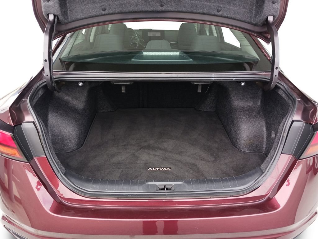 Used 2024 Nissan Altima 2.5 SV w/ SV Premium Package FWD image 13