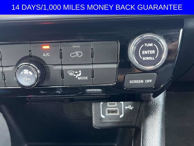 Used 2024 Jeep Compass Latitude AWD/4WD image 26
