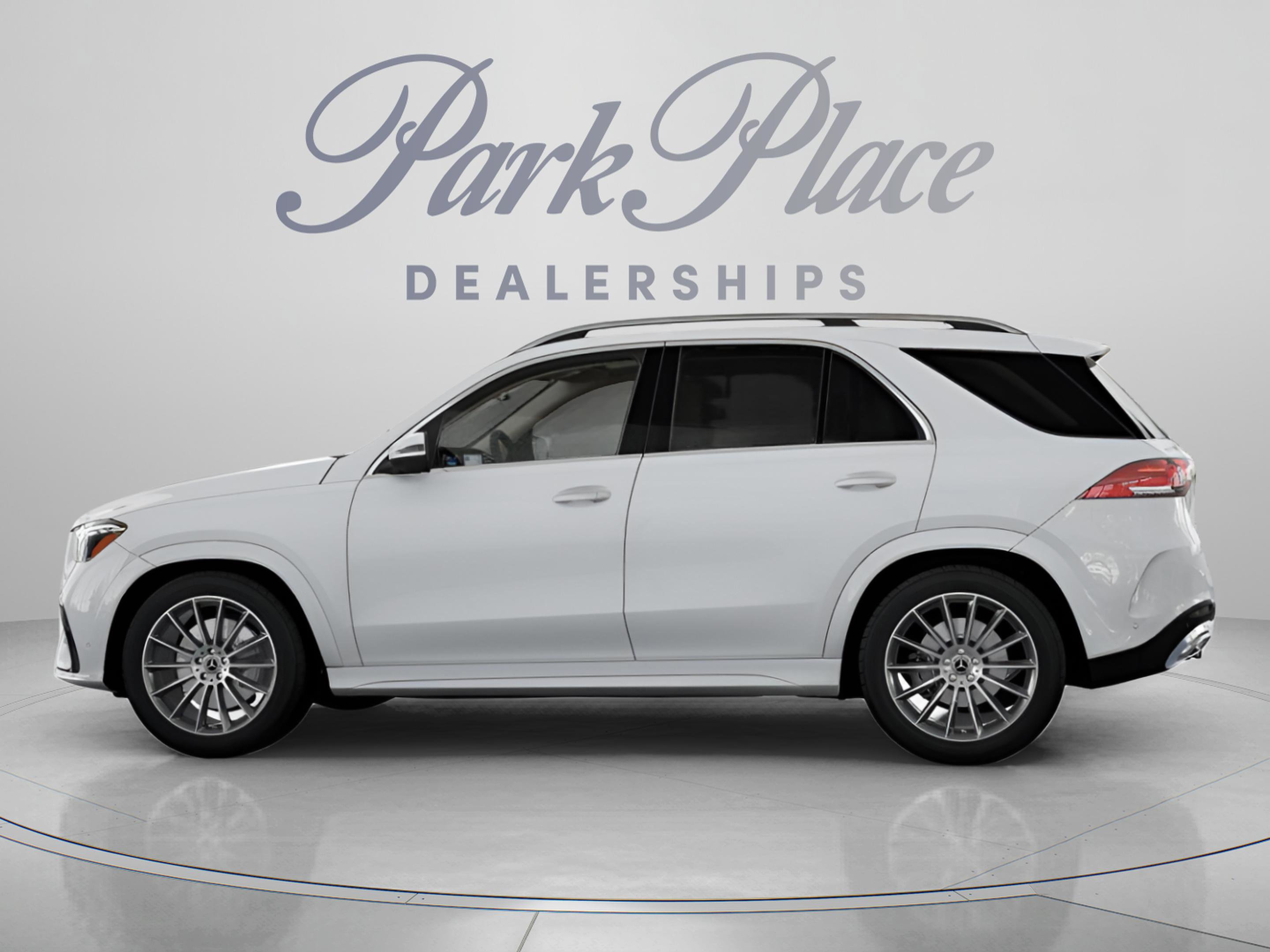 Certified 2025 Mercedes-Benz GLE 350 4MATIC w/ AMG Line Exterior image 8