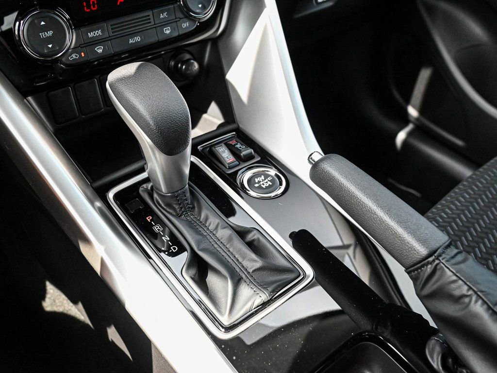 New 2024 Mitsubishi Eclipse Cross LE AWD/4WD image 26