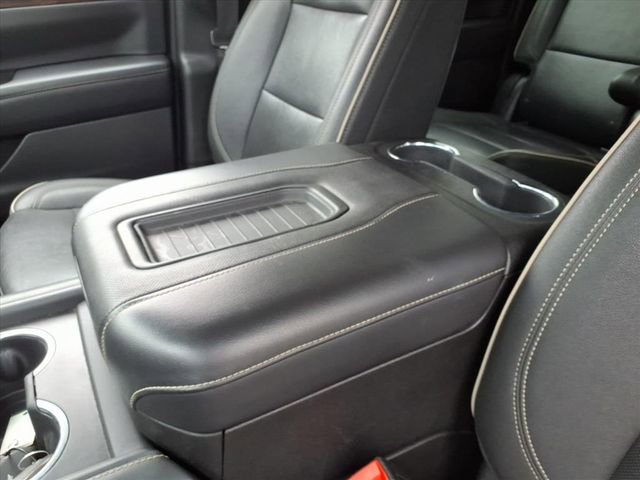 Used 2023 Chevrolet Suburban Premier RWD image 14