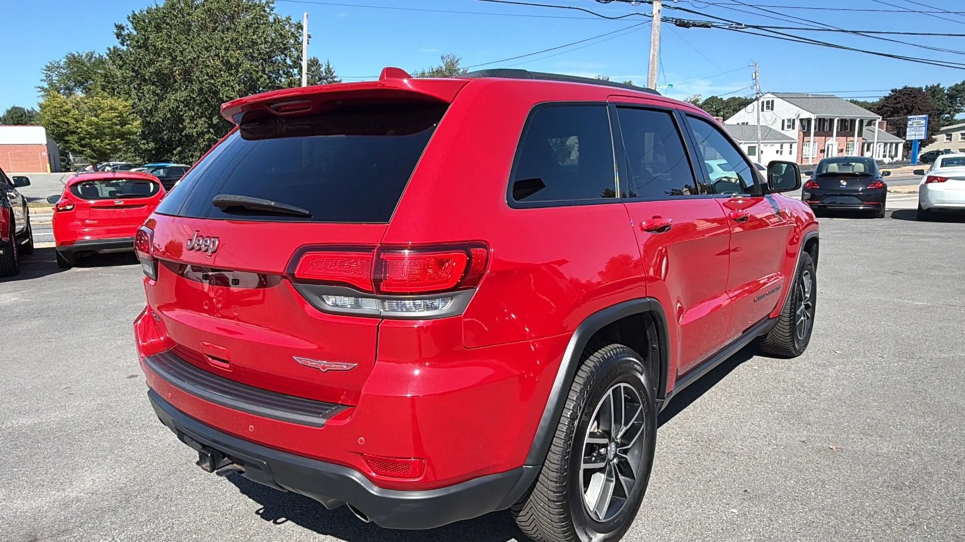 Used 2017 Jeep Grand Cherokee Trailhawk AWD/4WD image 7