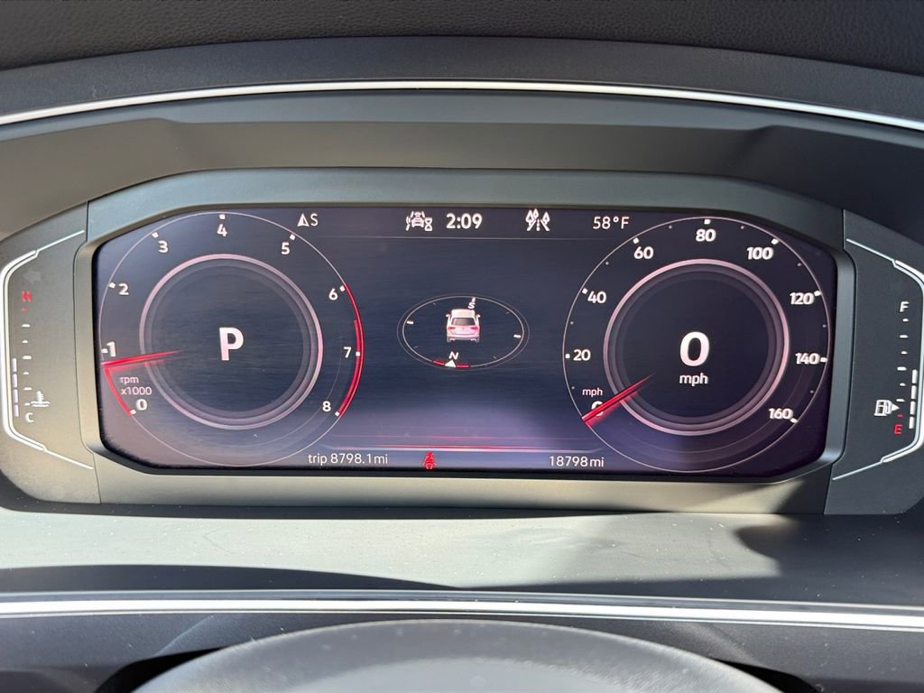 Used 2023 Volkswagen Tiguan SEL R-Line AWD/4WD image 13