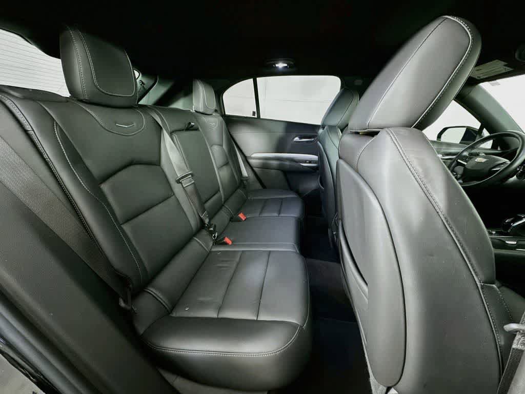 Used 2023 Cadillac XT4 Premium Luxury w/ Technology Package FWD image 31