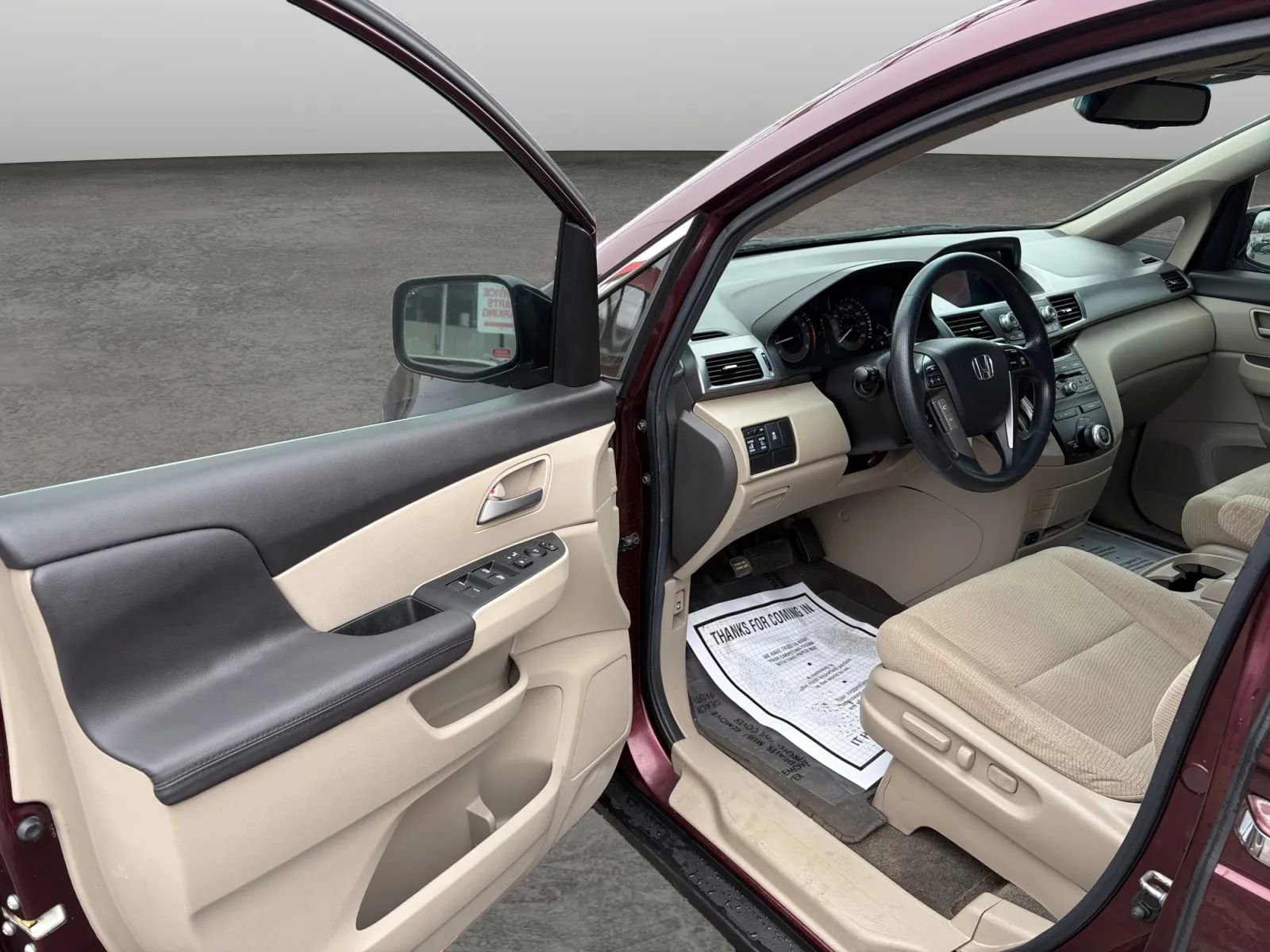 Used 2012 Honda Odyssey EX image 9