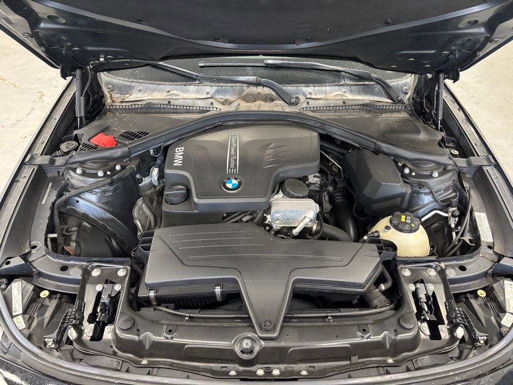 Used 2015 BMW 328i Gran Turismo xDrive image 18