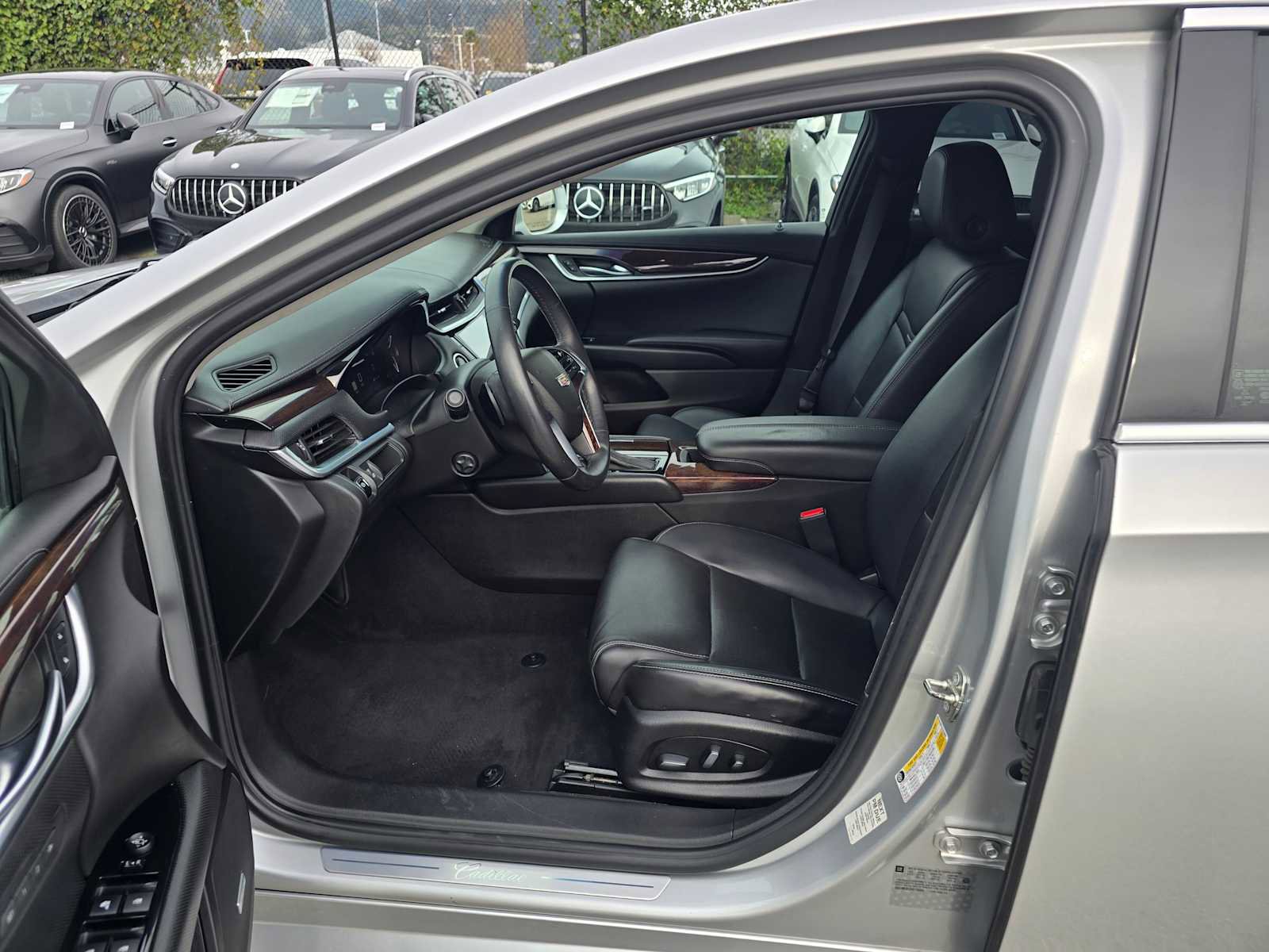 Used 2017 Cadillac XTS Luxury image 22