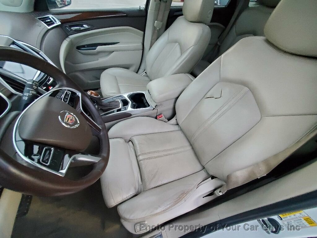 Used 2015 Cadillac SRX Luxury image 24