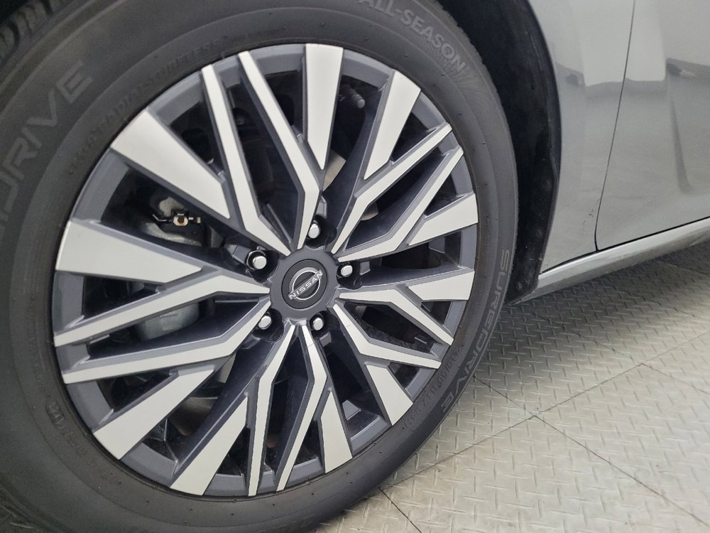 Used 2023 Nissan Altima 2.5 SV image 31