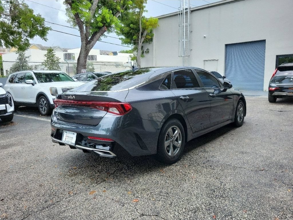 Used 2022 Kia K5 LXS FWD image 7