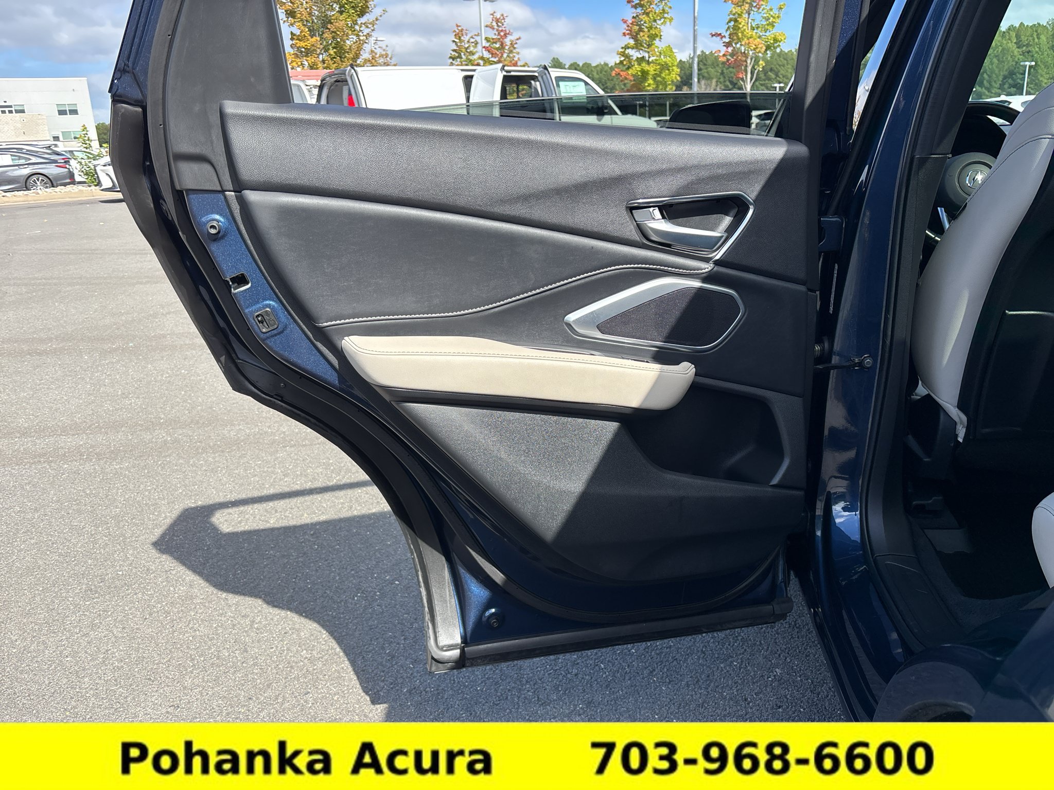 Used 2025 Acura RDX SH-AWD image 27