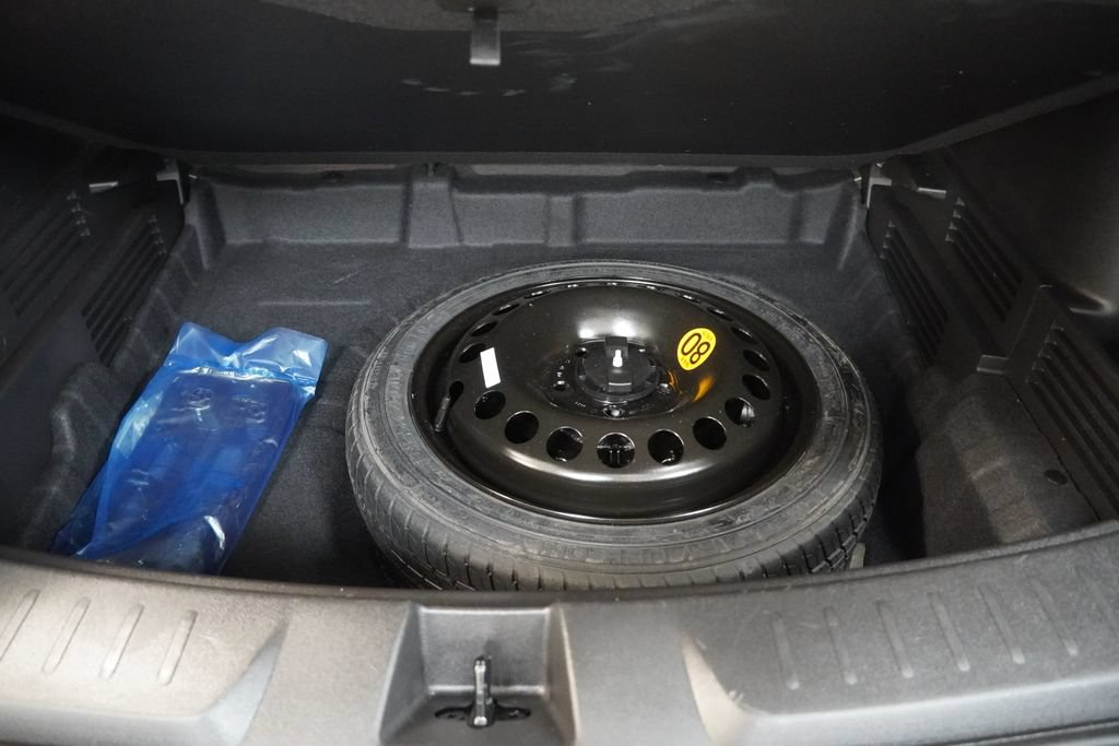 Used 2023 Chevrolet TrailBlazer LT w/ Convenience Package FWD image 10