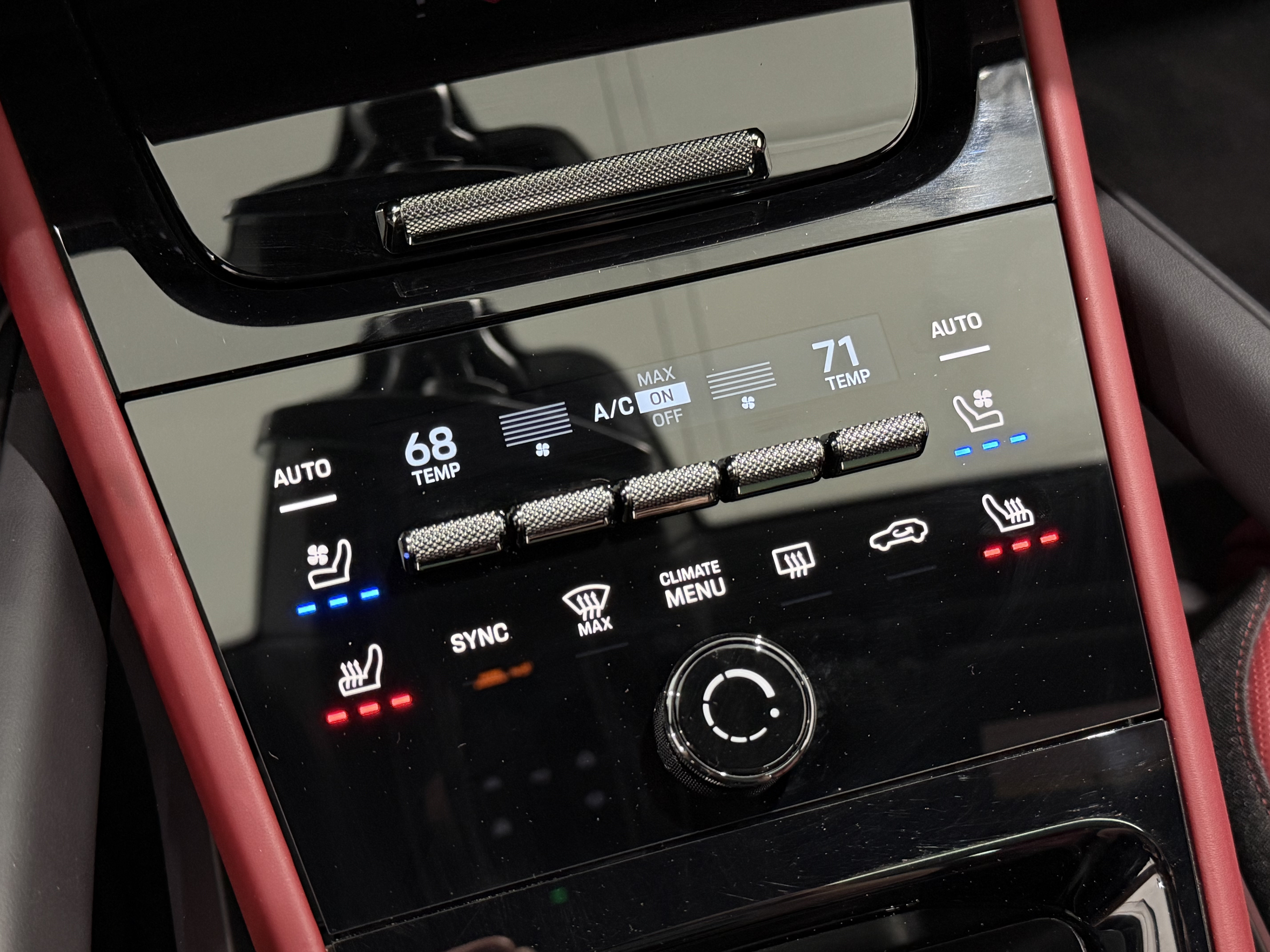 Certified 2025 Porsche Cayenne S AWD/4WD image 39