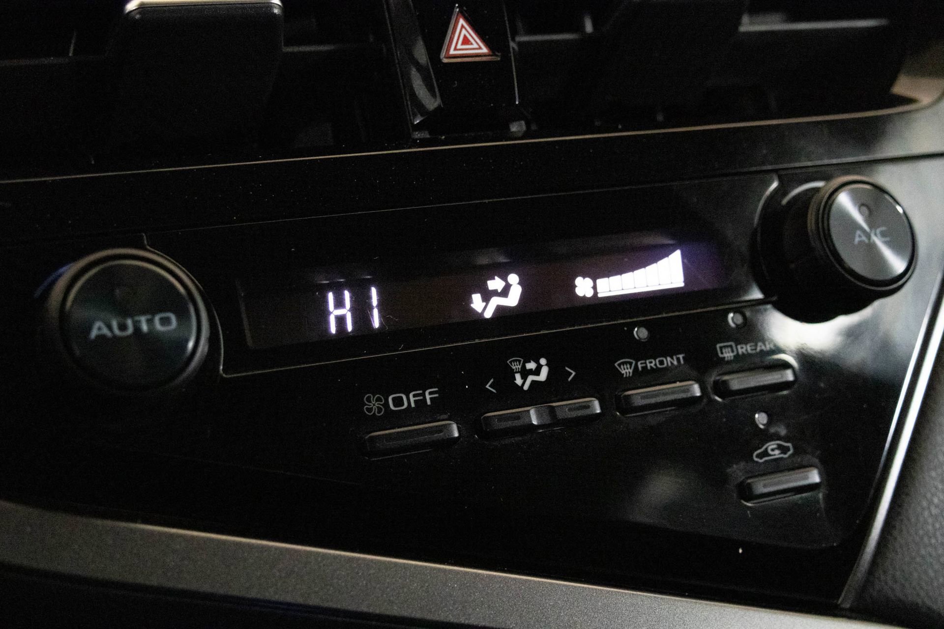 Used 2021 Toyota Camry SE image 23