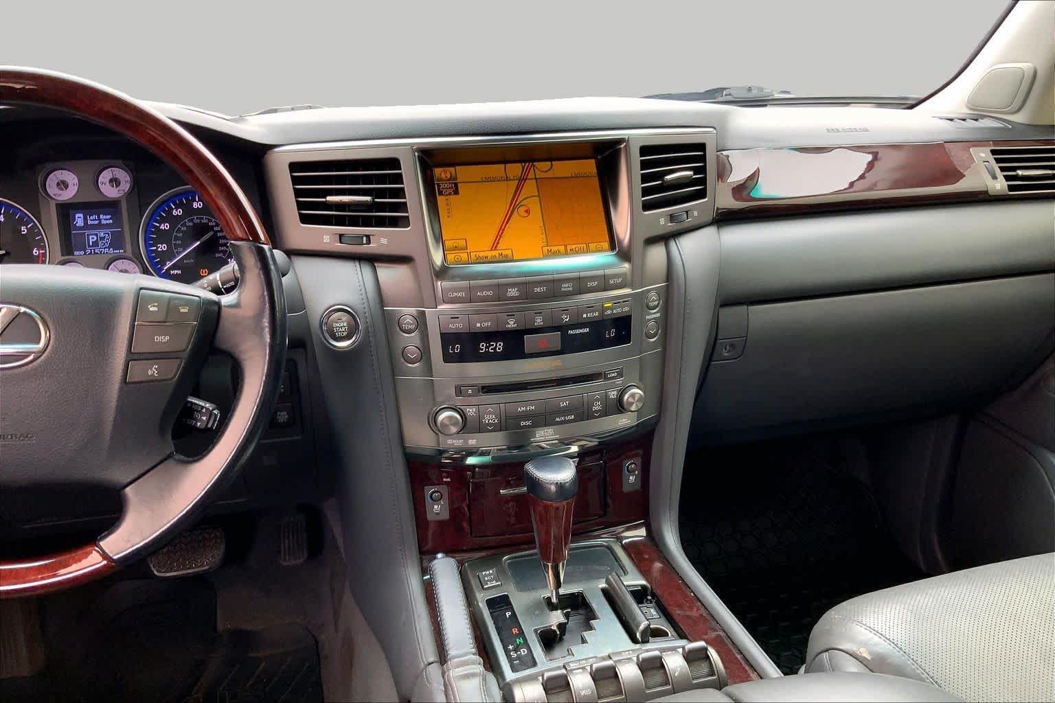 Used 2010 Lexus LX 570 4WD image 6