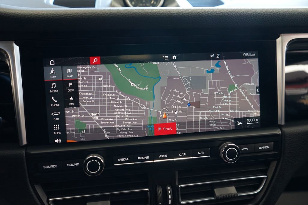 Used 2019 Porsche Macan AWD/4WD image 7