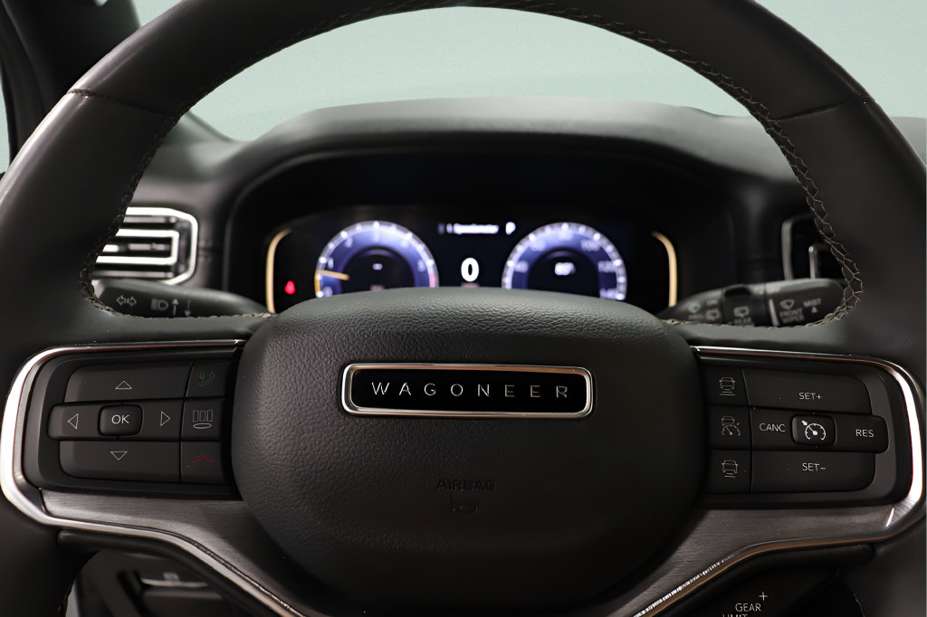 Used 2024 Jeep Wagoneer Series II AWD/4WD image 14