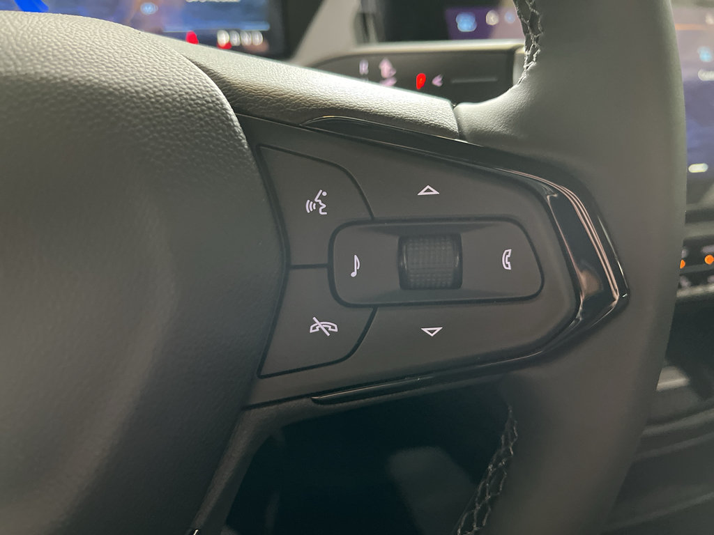New 2027 Chevrolet Bolt LT FWD image 19