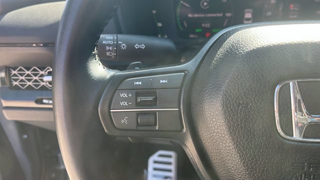 Used 2025 Honda Accord Sport image 9