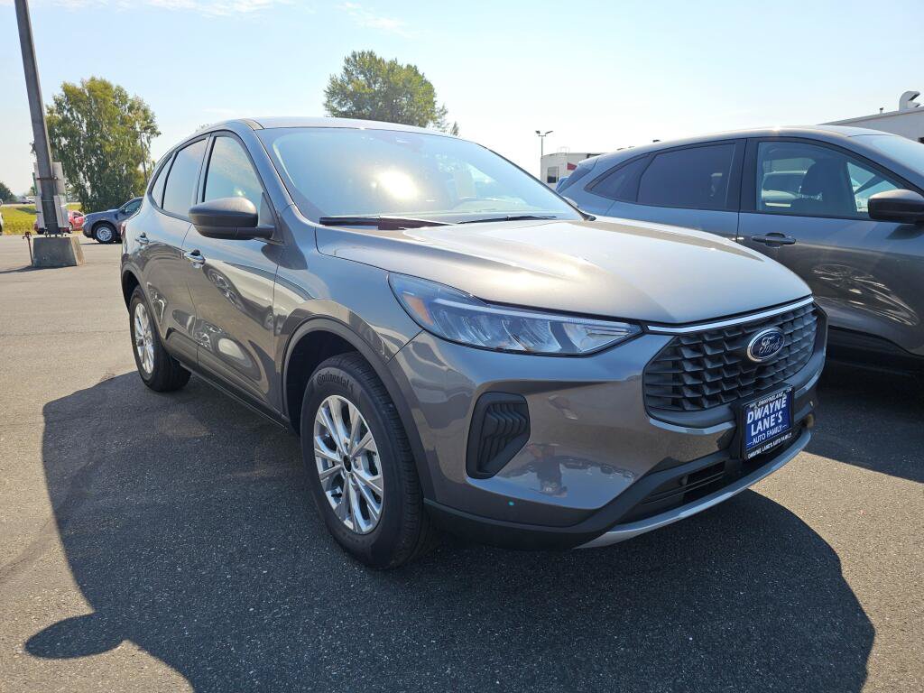 New 2025 Ford Escape Active AWD/4WD image 4