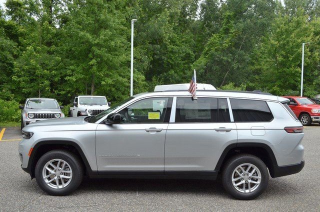 New 2025 Jeep Grand Cherokee L Laredo w/ Luxury Tech Group I image 5