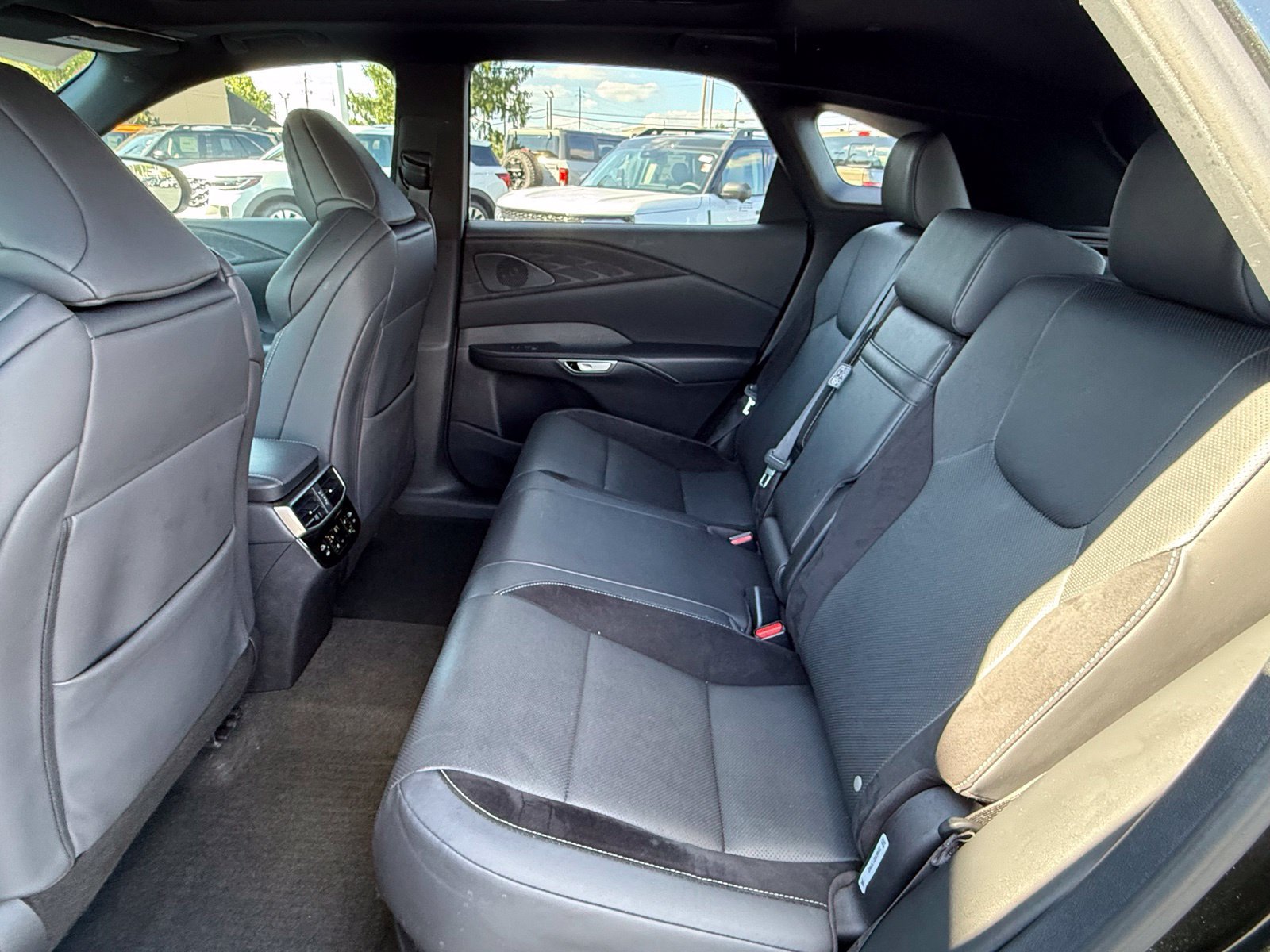 Used 2023 Lexus RX 500h F Sport w/ Accessory Package (Z1) AWD/4WD image 14
