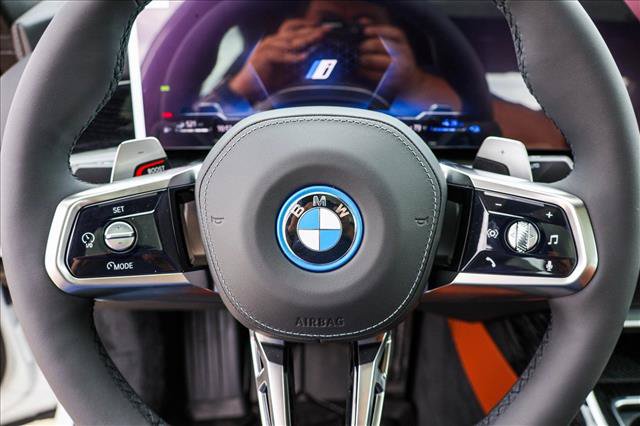 New 2026 BMW 750e xDrive w/ Executive Package AWD/4WD image 14