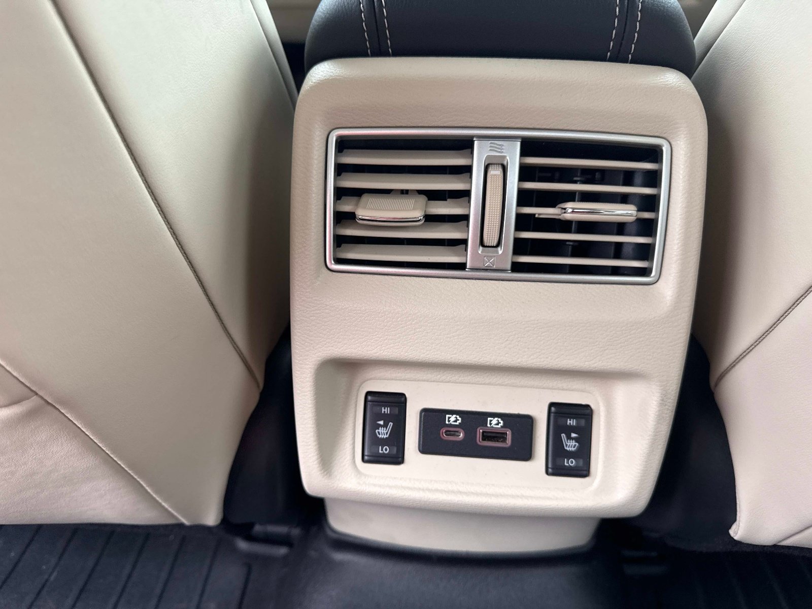 Used 2023 Nissan Maxima Platinum w/ Sport Mat Group FWD image 13